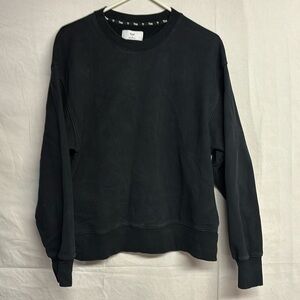 Aritzia TNA Women’s Oversized Cozy Fleece Sweater Size 2